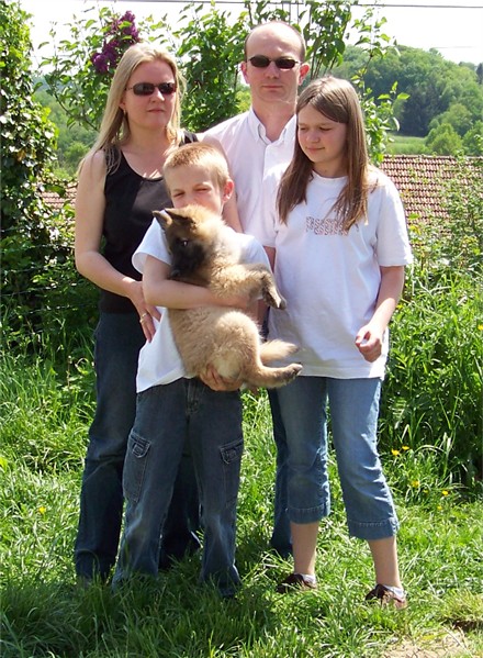 11-05-2008-drizzt.jpg - Drizzt et sa famille, 11 mai (Bleu)